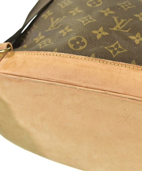 LOUIS VUITTON 背包