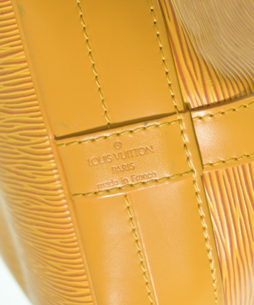 LOUIS VUITTON 肩背包