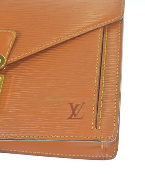 LOUIS VUITTON 手拿包