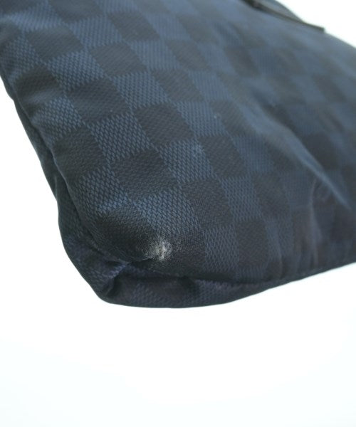 LOUIS VUITTON 肩背包