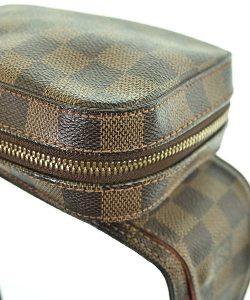 LOUIS VUITTON 肩背包