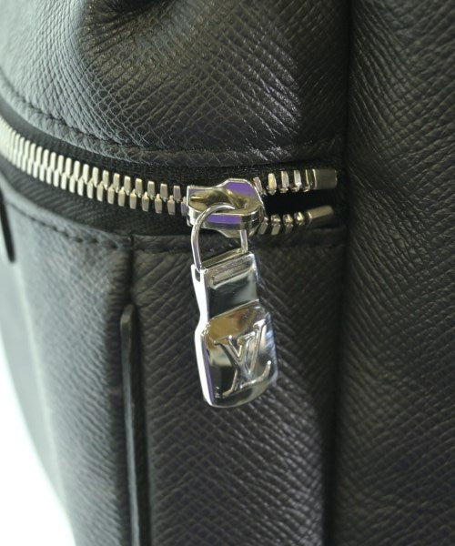 LOUIS VUITTON 背包