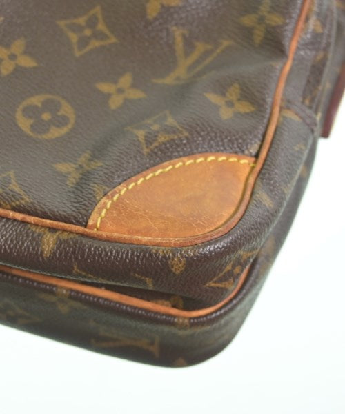 LOUIS VUITTON 肩背包