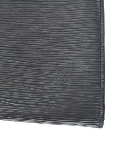 LOUIS VUITTON 小袋