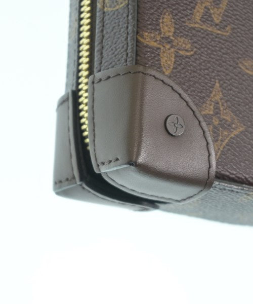 LOUIS VUITTON 肩背包