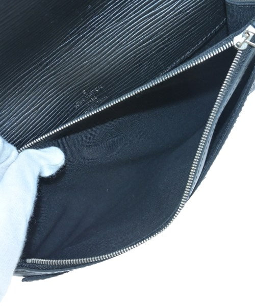 LOUIS VUITTON 手拿包