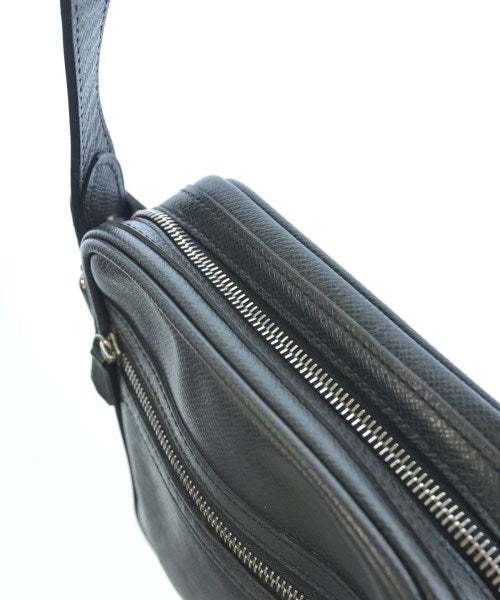 LOUIS VUITTON 肩背包