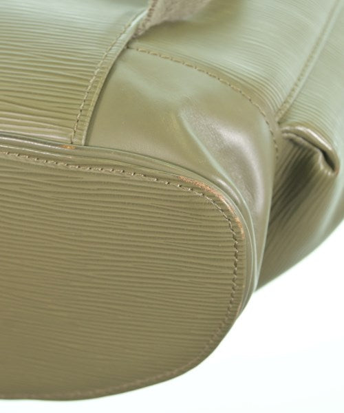 LOUIS VUITTON 背包