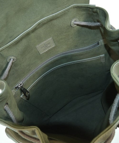 LOUIS VUITTON 背包