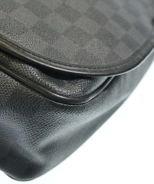 LOUIS VUITTON 肩背包