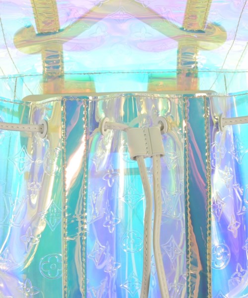 LOUIS VUITTON 背包