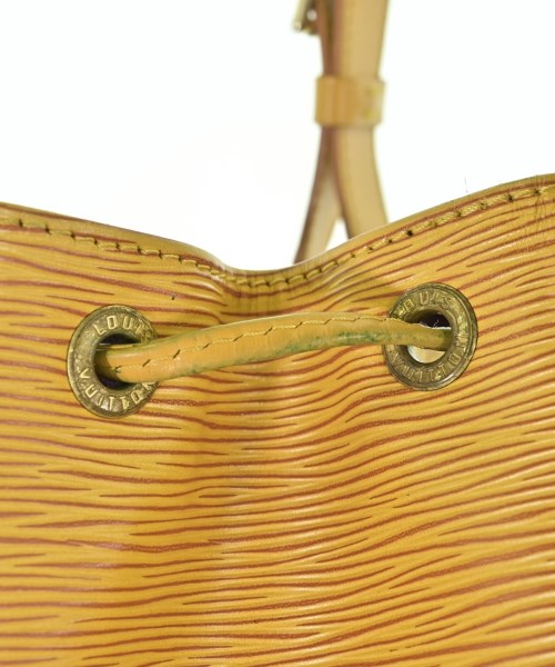 LOUIS VUITTON 肩背包