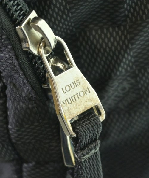 LOUIS VUITTON 背包