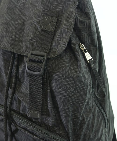 LOUIS VUITTON 背包