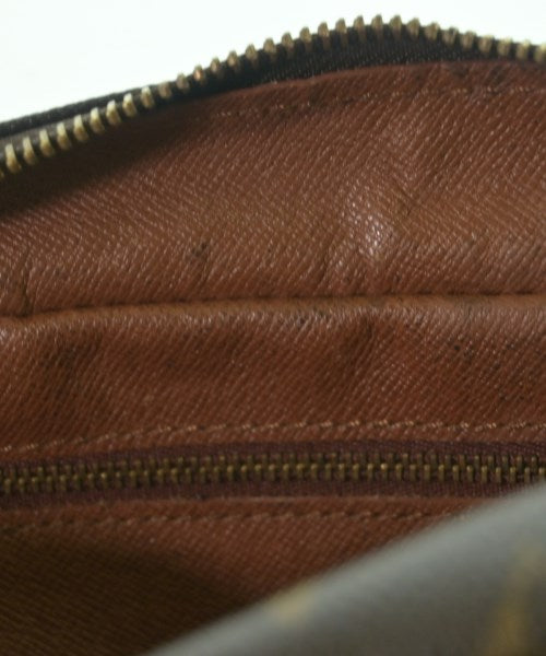 LOUIS VUITTON 肩背包