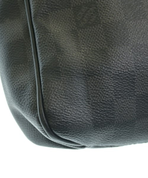 LOUIS VUITTON 肩背包