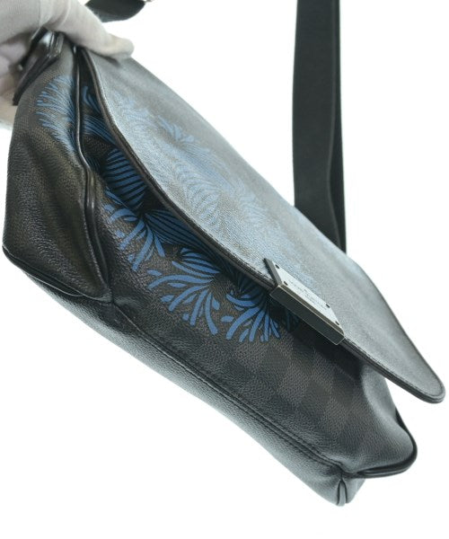 LOUIS VUITTON 肩背包