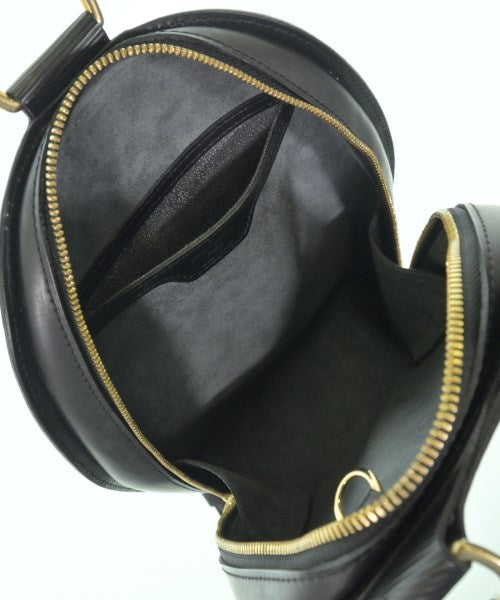 LOUIS VUITTON 背包