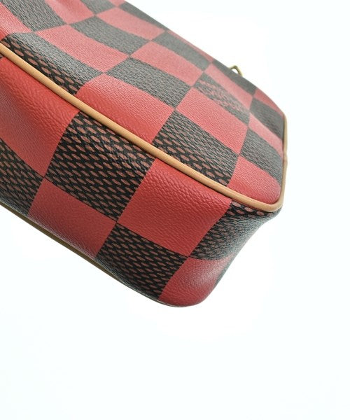 LOUIS VUITTON 肩背包