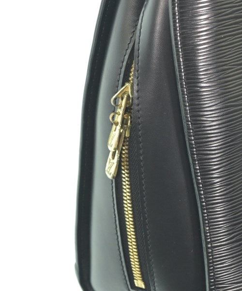 LOUIS VUITTON 背包