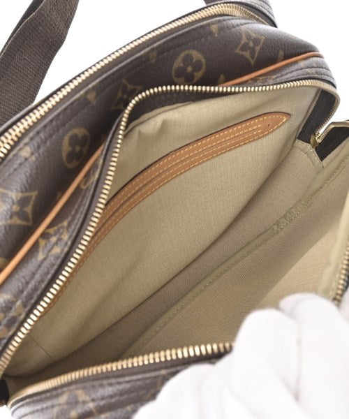 LOUIS VUITTON 肩背包