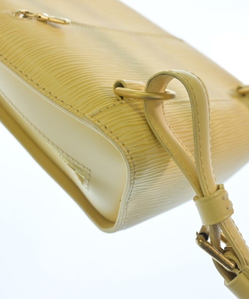 LOUIS VUITTON 背包