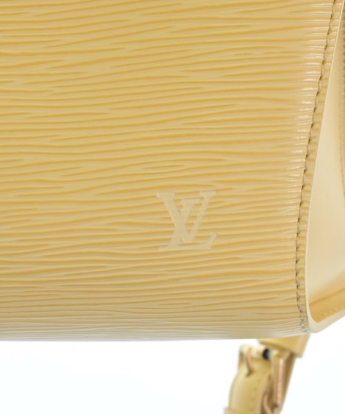 LOUIS VUITTON 背包