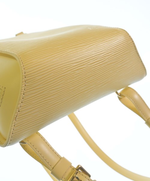 LOUIS VUITTON 背包