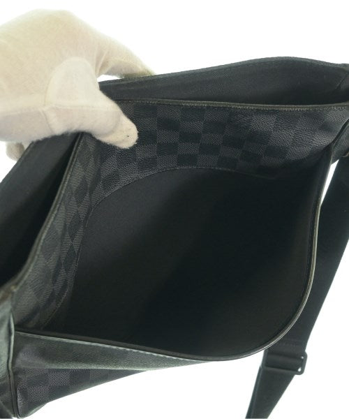 LOUIS VUITTON 肩背包