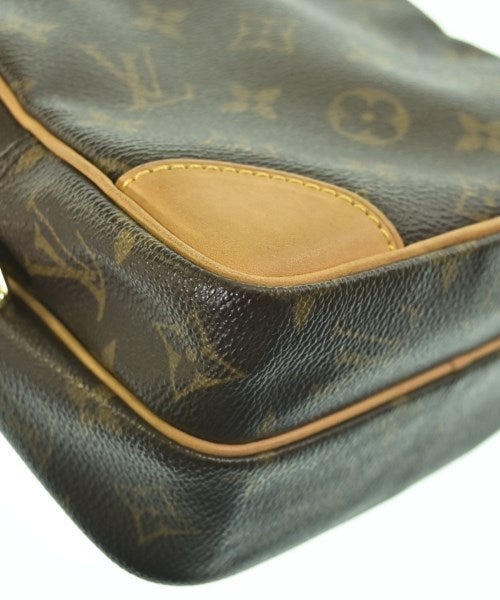 LOUIS VUITTON 肩背包