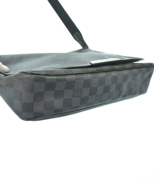 LOUIS VUITTON 肩背包