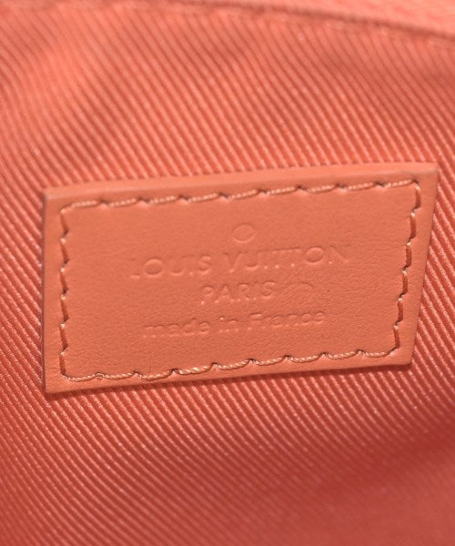 LOUIS VUITTON 肩背包