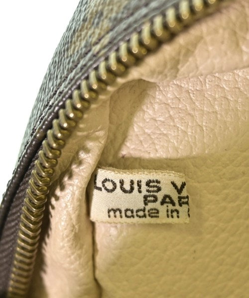 LOUIS VUITTON 小袋