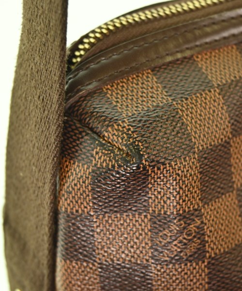 LOUIS VUITTON 肩背包