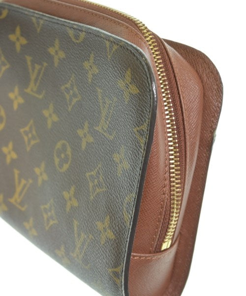 LOUIS VUITTON 手拿包