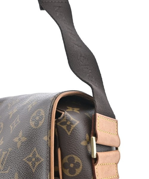 LOUIS VUITTON 肩背包