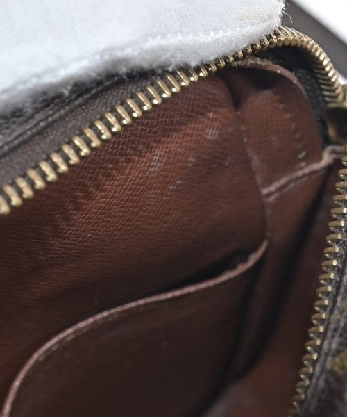 LOUIS VUITTON 肩背包