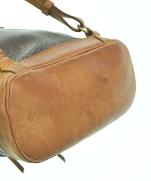 LOUIS VUITTON 背包