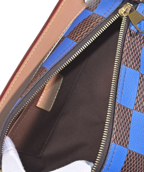 LOUIS VUITTON 肩背包