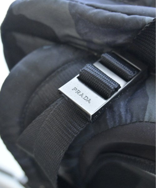 PRADA 背包