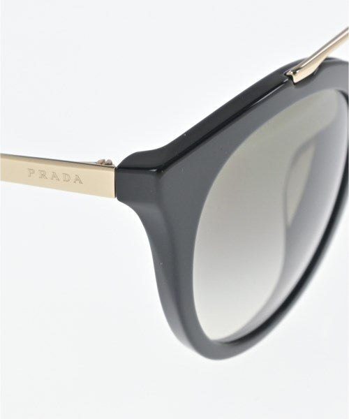 PRADA 太陽眼鏡