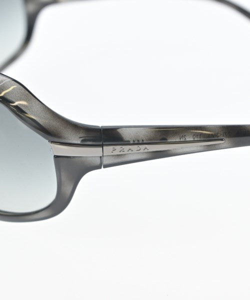 PRADA 太陽眼鏡