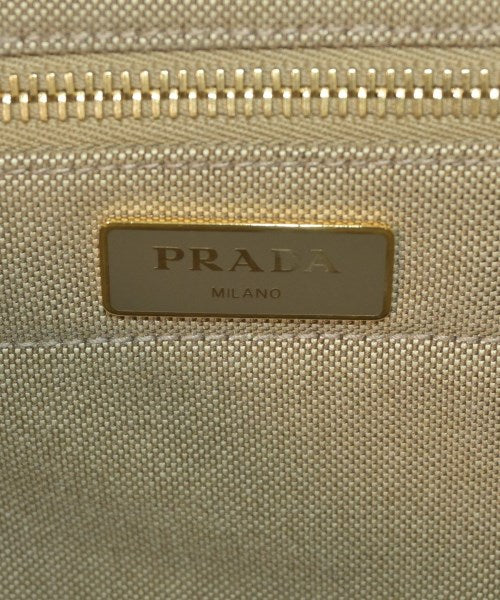 PRADA 背包