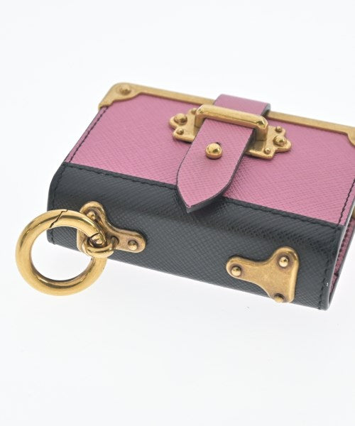 PRADA 包包飾品