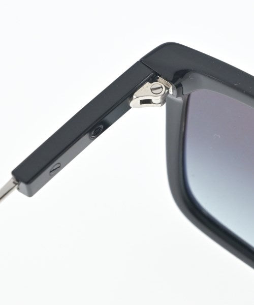 PRADA 太陽眼鏡