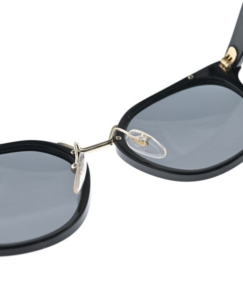 PRADA 太陽眼鏡