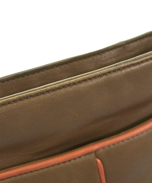 LOEWE 肩背包