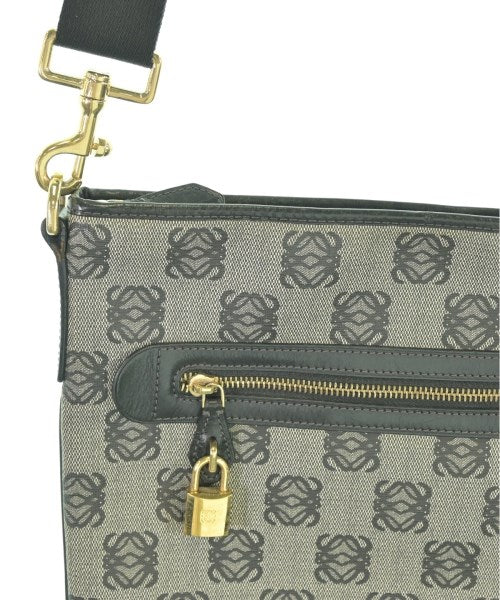 LOEWE 肩背包