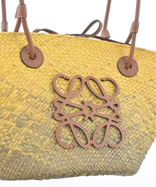 LOEWE 籃包