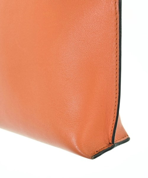 LOEWE 肩背包